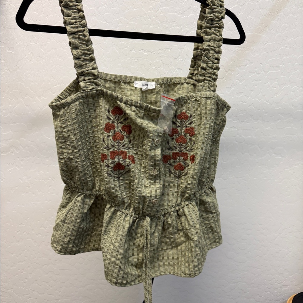 Mine Olive Green Embroidered Women Top Large NWOT